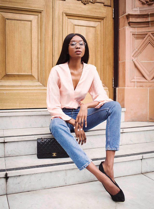 How to dress up mom jeans for a night on sale out
